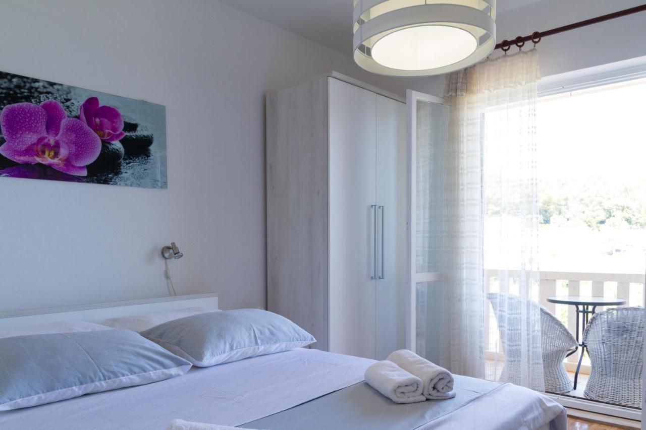 Apartmani Fides Lumbarda Bagian luar foto